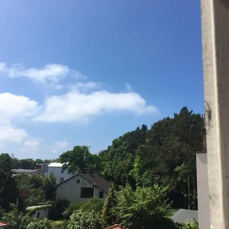 Ostseewind - In Der Strandstrasse-fuehrt Zur Seebruecke