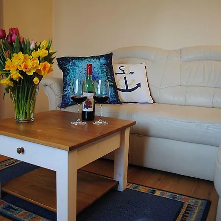 Ostseewind - In Der Strandstrasse-fuehrt Zur Seebruecke Apartment